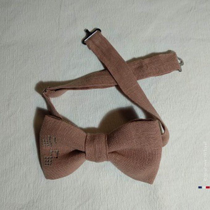 nœud papillon, série Théophile   