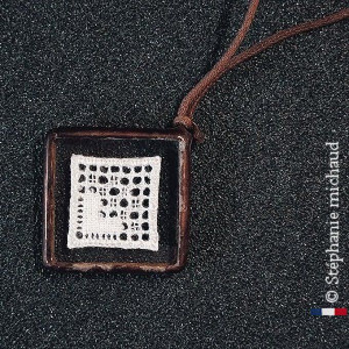 pendentif jours d'Angles    