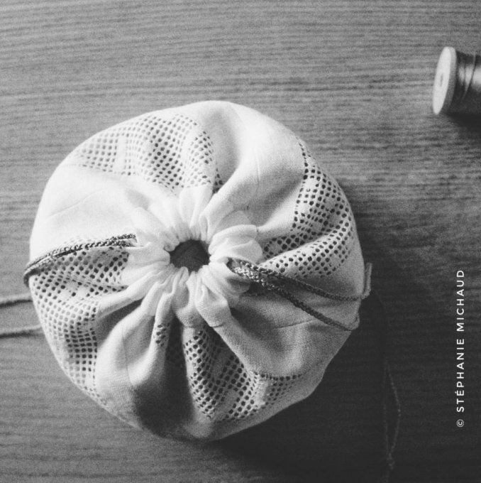 Kit ouvrage guidé "Angèle" avec fournitures